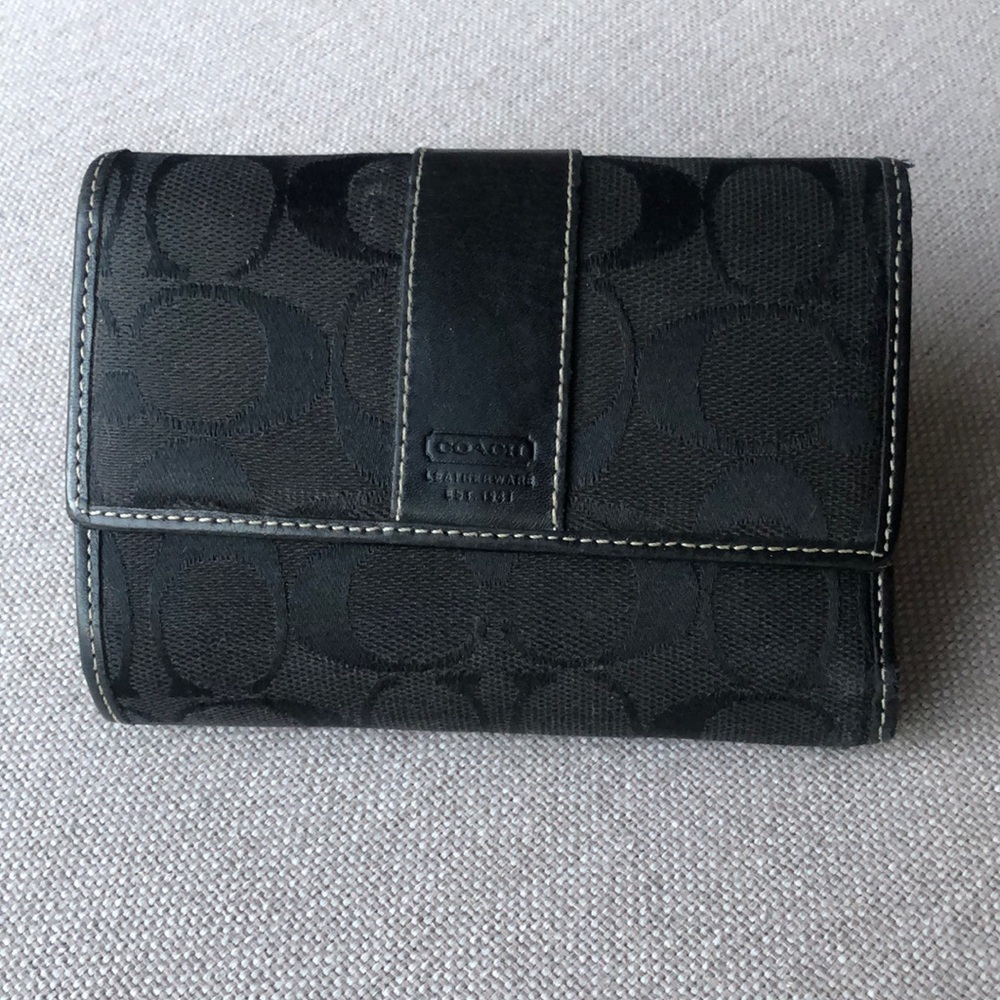COACH Hamptons Signature Striped Wallet Black